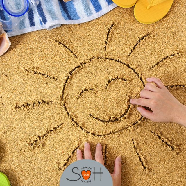 Für uns wird es jetzt auch ein wenig ruhiger. 🌞🌞
Wir sind jedoch zu den gewohnten Öffnungszeiten weiterhin für euch erreichbar. 
Das Team von SMH Süd wünscht euch ein erholsames Wochenende und weiterhin fantastische Sommerferien mit einer extra großen Portion Sonne und guter Laune! 🥳🤩

#smhsüd #SommerSonneStrand #Schulbegleitung #schulbegleitunginsh